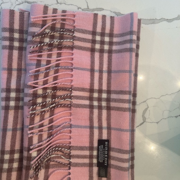 Burberry Vintage Nova Check pink plaid scarf - Picture 7 of 7